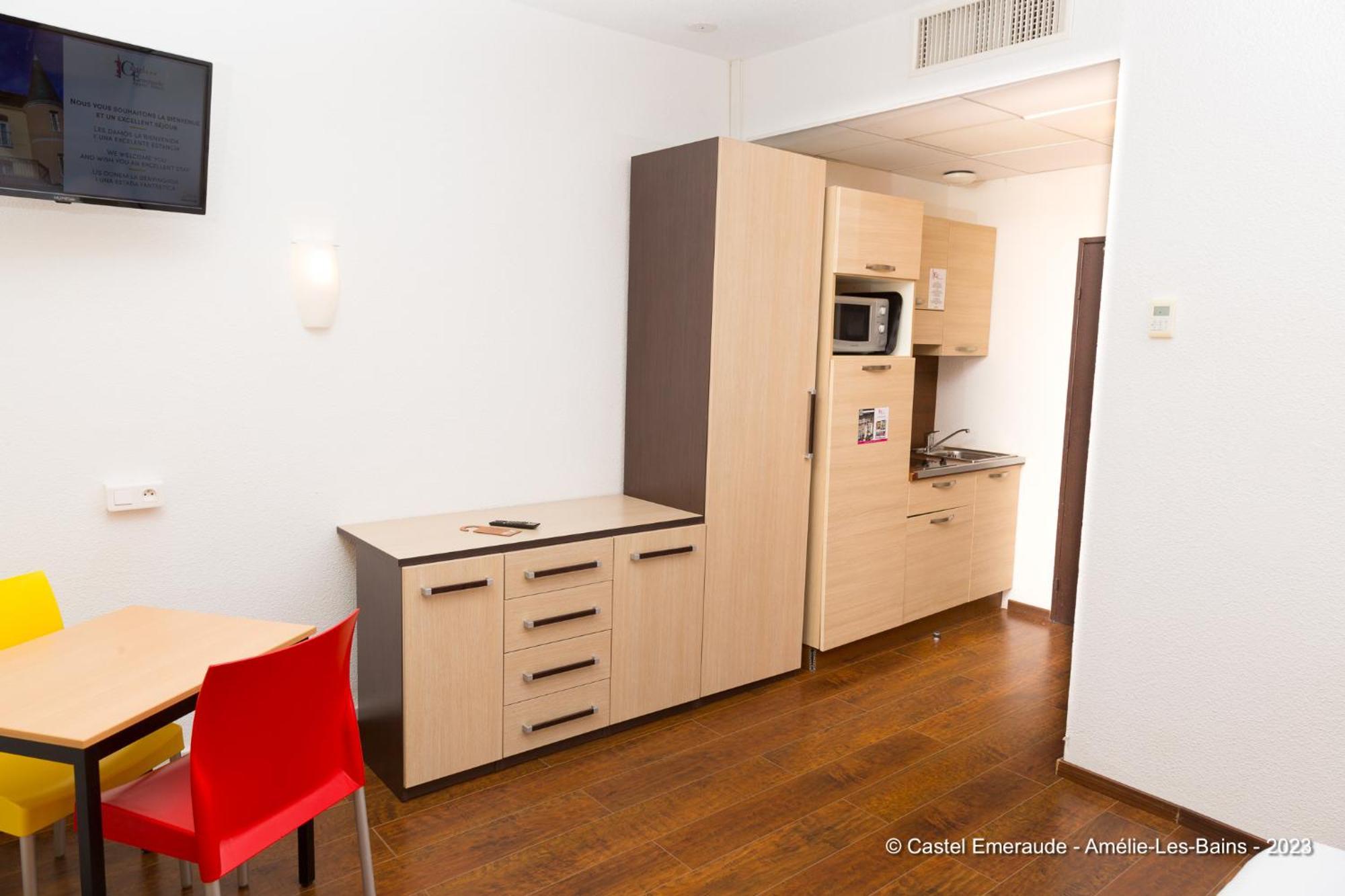 Appart'Hotel Castel Emeraude, Charme Et Caractere Amélie-les-Bains-Palalda Kültér fotó