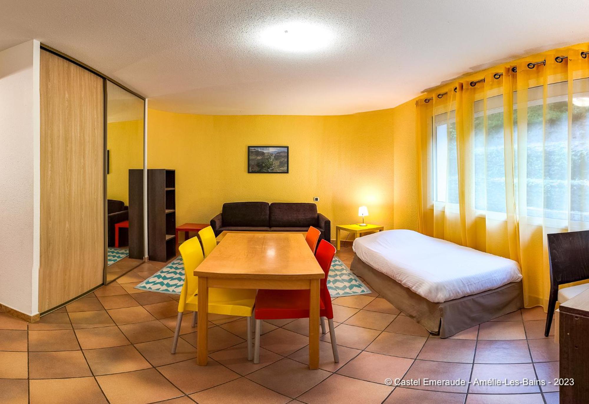 Appart'Hotel Castel Emeraude, Charme Et Caractere Amélie-les-Bains-Palalda Kültér fotó